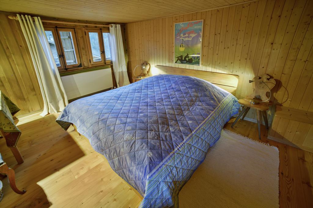 B&B Chalet La Croisee Vers L'Eglise Rom bilde